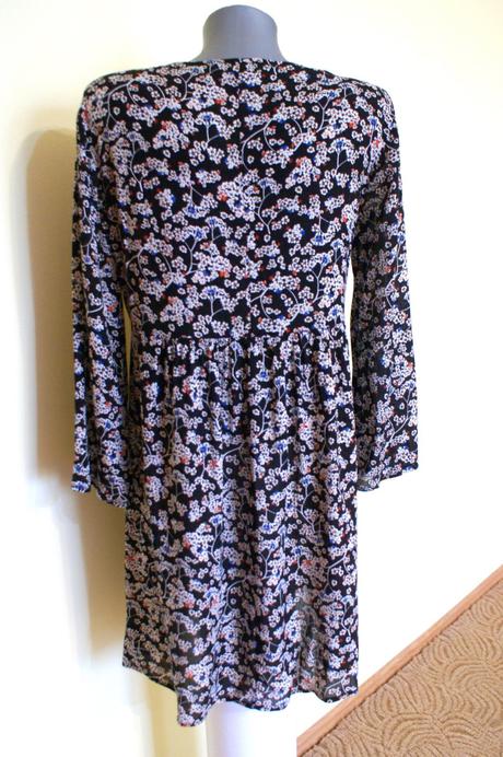 Šaty - top stav, gate,s