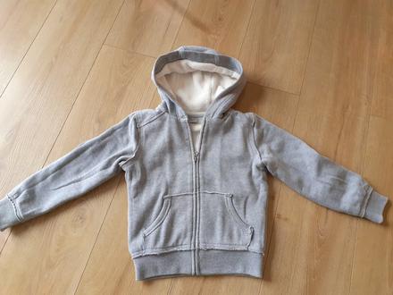Mikina zateplená, veľ. 116, ale asi 110, 110