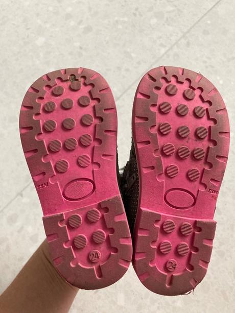 Celokožené topánočky, bartek,24