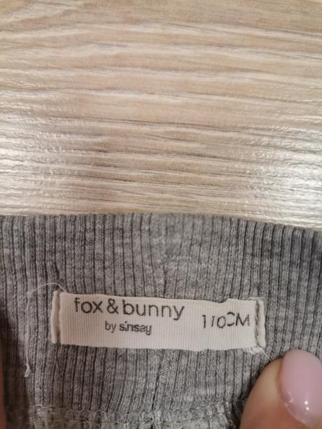 Dievčenské sivé teplaky, sinsay,110