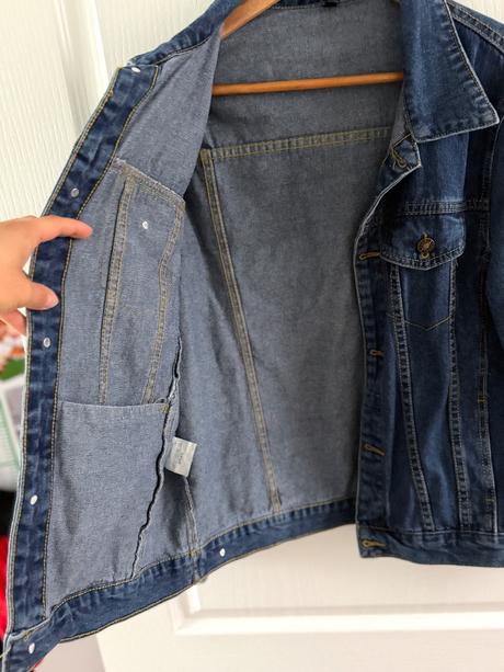 Klasická rifľová bunda s modrý denim, s