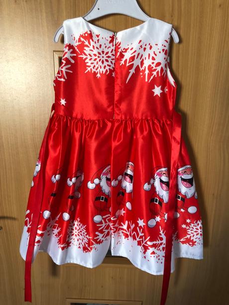 Vianočné šaty, 104