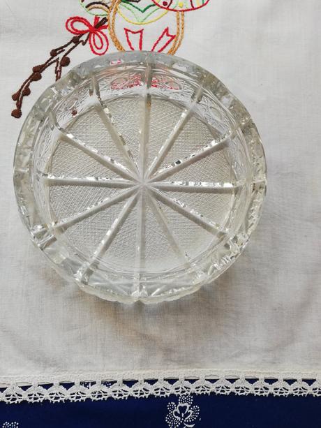 Krištáľový popolník, 