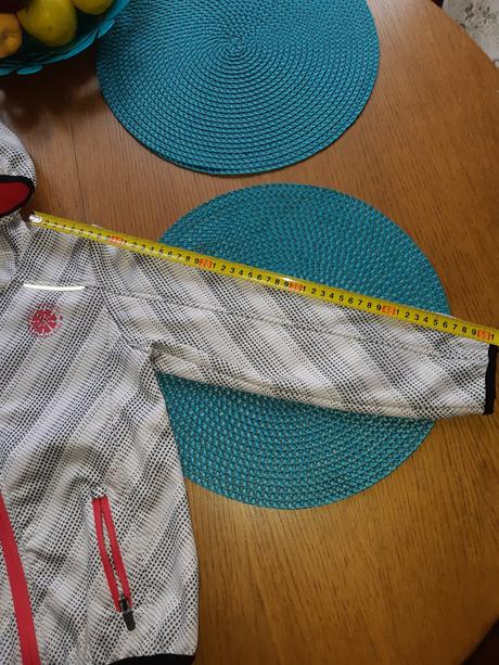 Softselova bunda, 122