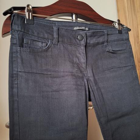 Čierne rifle s ozdobnou aplikáciou, terranova,m