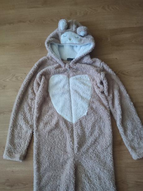 Overal jemnučký, in extenso,152