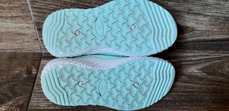 Ponožkové tenisky, 29