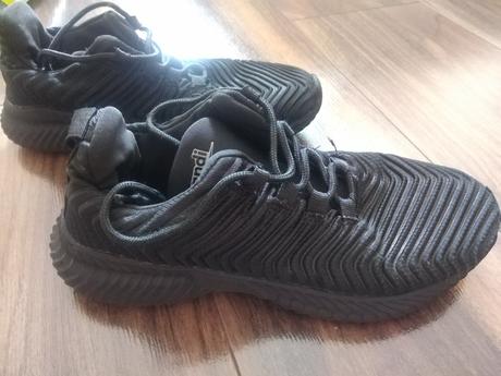 Tenisky ľahučké, sprandi,38