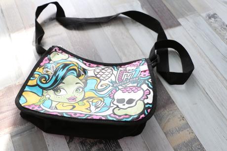 Kabelka monster high, 