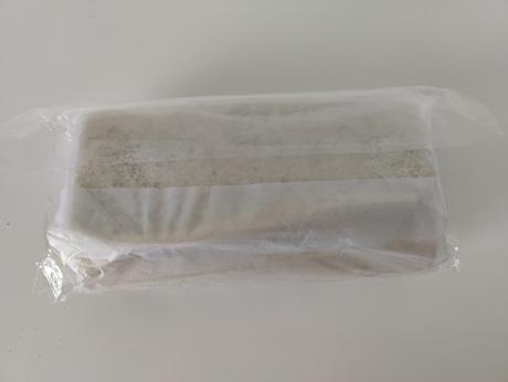 Zlatá spoločenská kabelka,