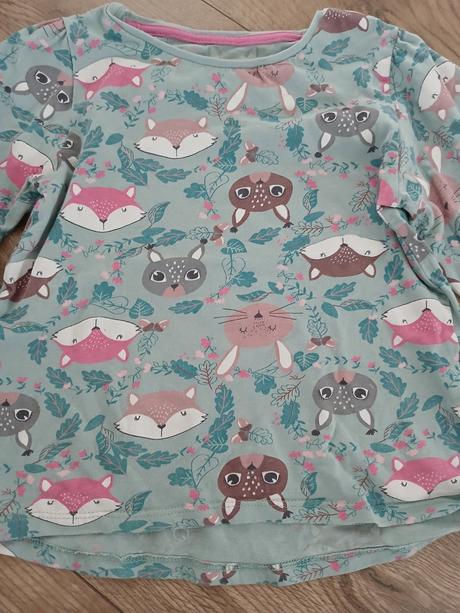 Tričko veľmi pekný stav, 122