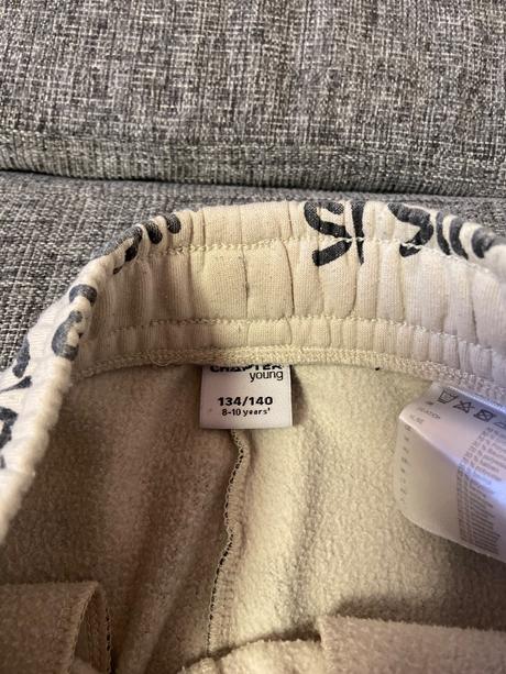 Tepláky, chapter young,134