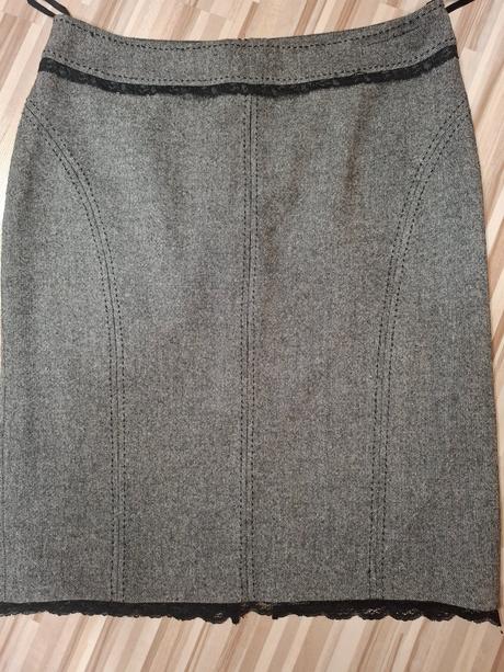 Kvalitná biznis sukňa, marks & spencer,l