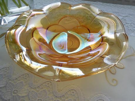 Misa z farebného skla v tvare kvietku-retro,, 