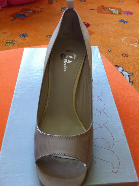 Prilezitostne nosene topanky bata, baťa,38