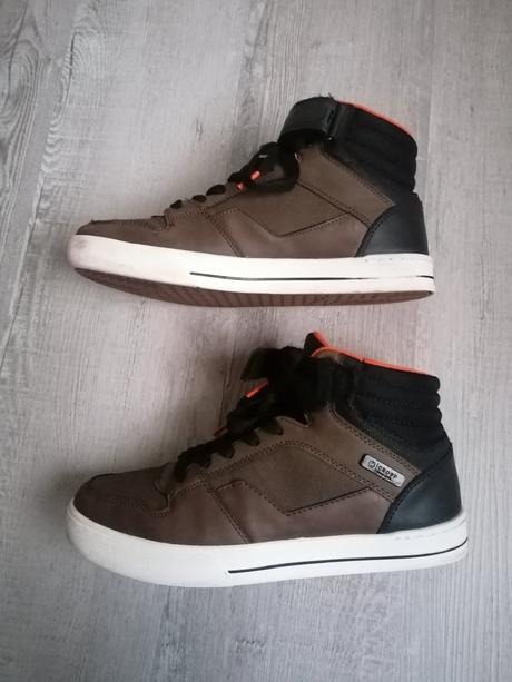 Ponúkam na predaj tenisky, 41