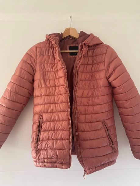 Vetrovka, reserved,152