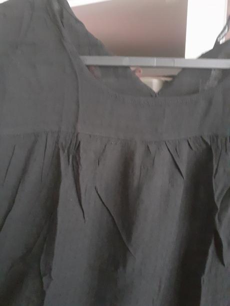 Čierny top, stradivarius,s