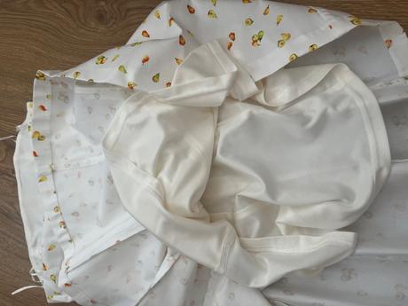 Zara šaty s ovocným vzorom xxs, zara,xs