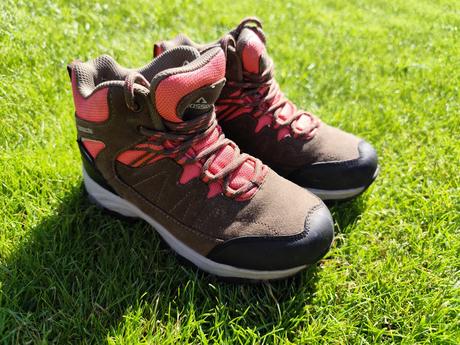 Turistické topánky, 31