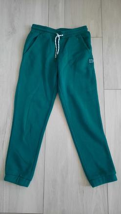 Tepláky, reserved,146