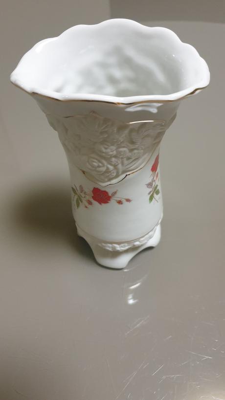 Porcelánová váza,