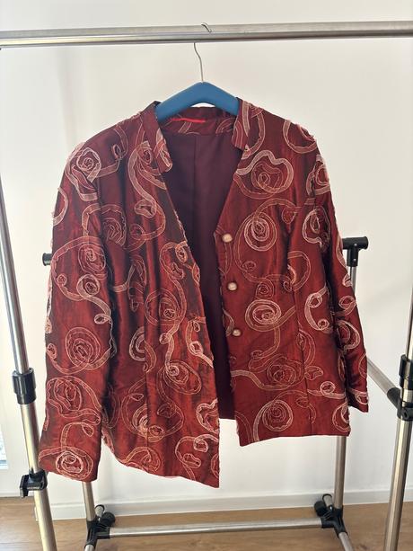 Set oblecenia c.48 a 50, 48