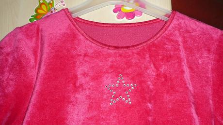 Zamatové šaty s hviezdičkou, 116