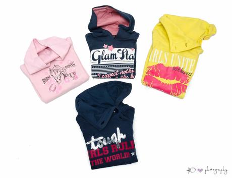 4 x mikina 146/152, 146