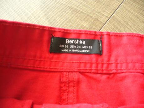Sukňa, bershka,36