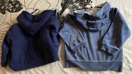 Velúrová mikina s kapuckou a aplikáciami v. 86/92, 92