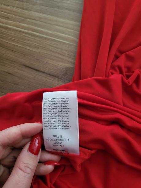 Wal g saty s hlbokym vystrihom, guess,l