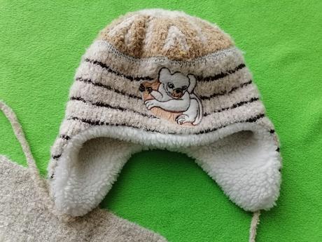 Čiapka a šál, 110