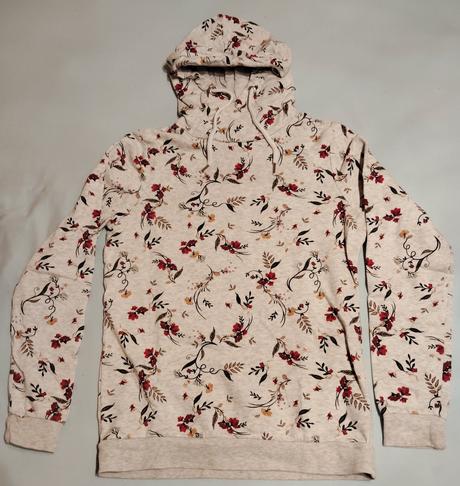 Mikina s kvetinkami, 38