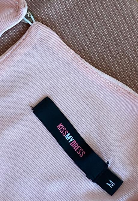 Kiss my dress - svetloruzove saty, m