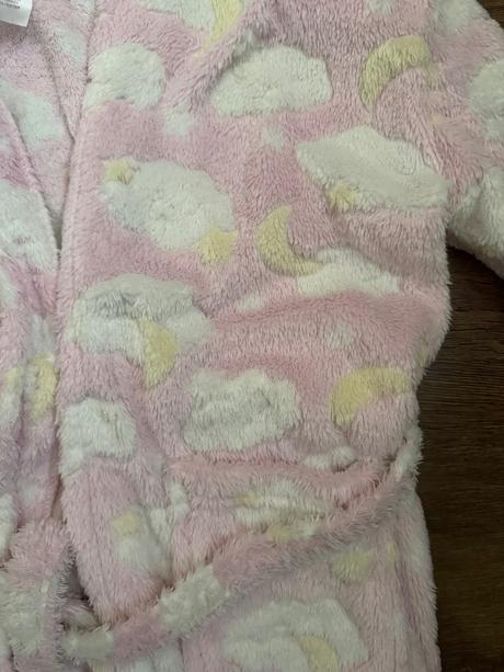 Mäkkučký župan s kapucňou, 122