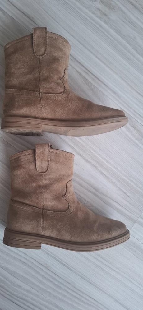 Jané/jesenné čižmy semišové, reserved,32