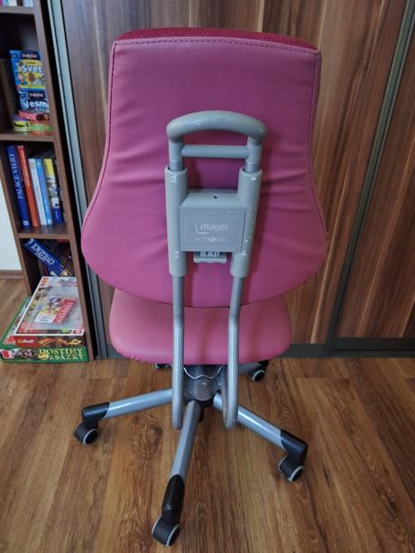 Detska rastová stolička za písací stôl,