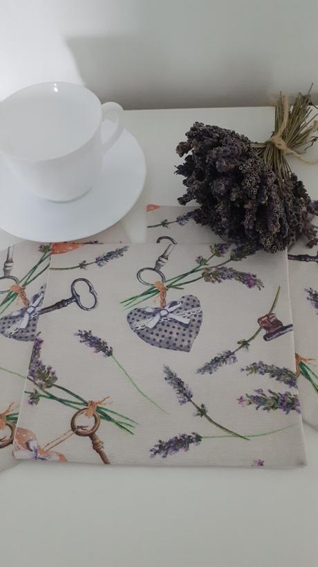 Levanduľové prestieranie, 