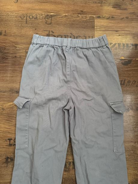 Sivé kapsáče, reserved,146