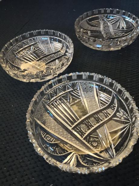 Kryštálové misky,