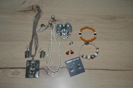 Bižutérne šperky 3 sady balené po 11 ks/7e,