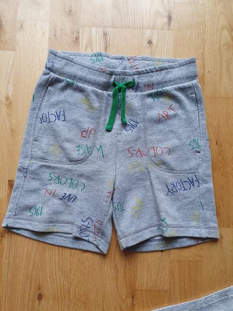 Kraťasy, benetton,134