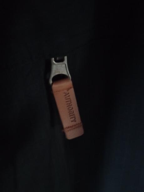 Vetrovka, authority,m