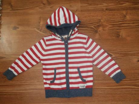 Krásny next svetrík, next,98