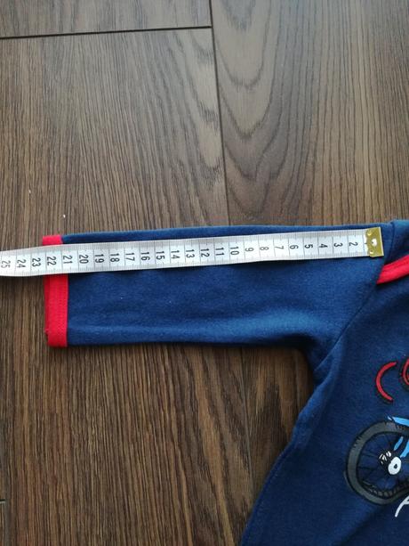 Body s motorkou, converse,74