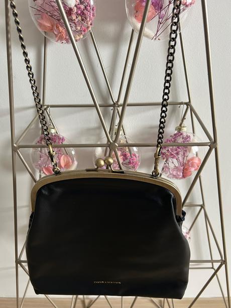 Kabelka čierna koža, 