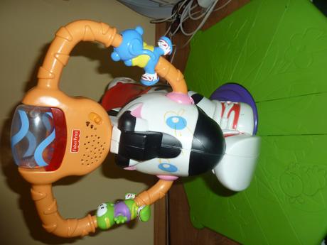 Fisherprice hojdacia otáčajúca sa zebra s postou,