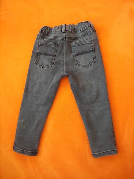 Čierne slim rifle, 92