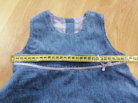 N8dherné šatičky, 92